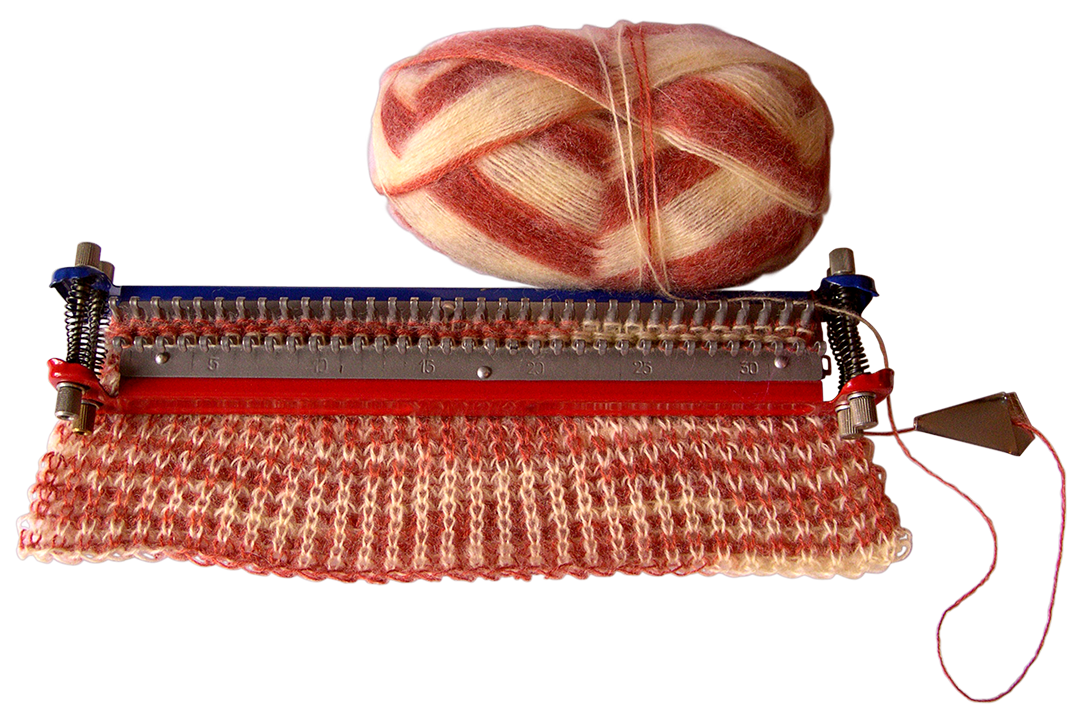 Ручная вязальная машина "Ивушка" Ручная вязальная машина "Ивушка"